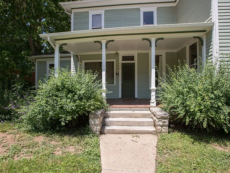 504 W Mountain Ave — Photo 16