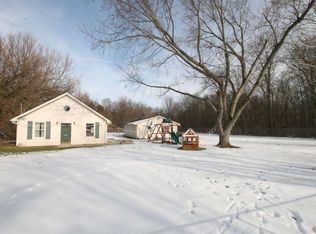 318 E Louis St, Osceola, IN 46561