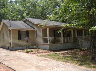 1462 Trails End Dr, Macon, GA