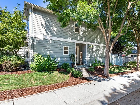 5th image of 2569 Parkwood Village Ln
