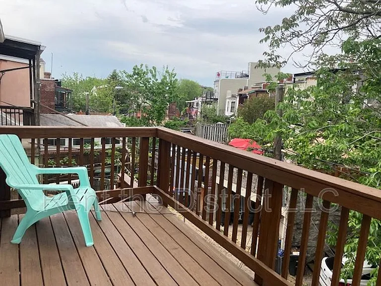37 Rhode Island Ave NW — Photo 28