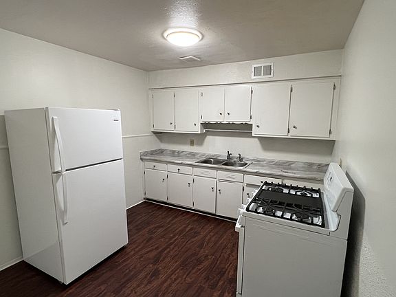 2nd image of 200 Solon Rd #3