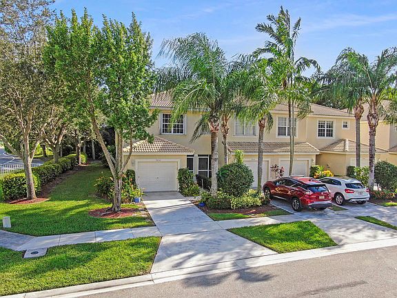 2nd image of 9650 Lago Dr