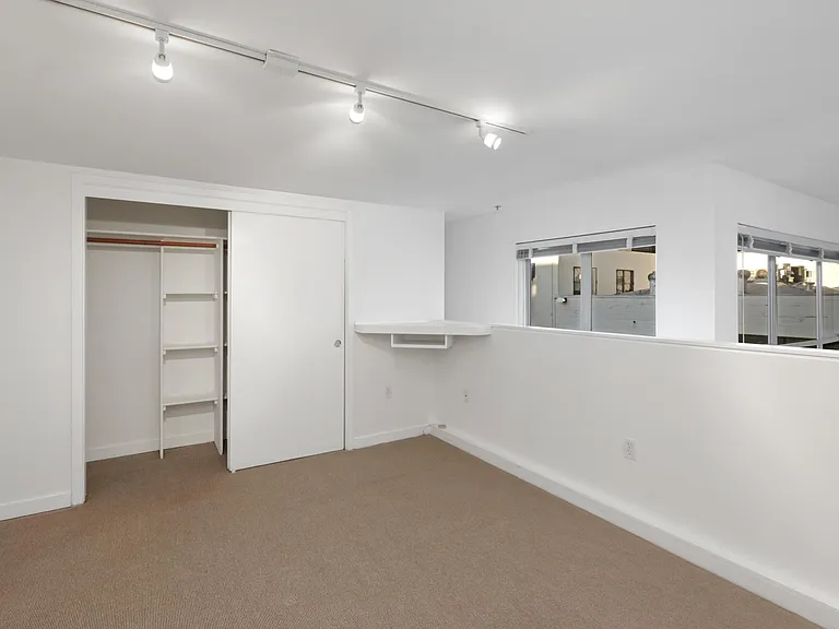 460 Natoma St #9 — Photo 16