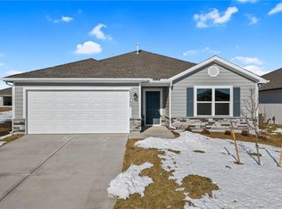 20260 W 194th St, Spring Hill, KS 66083