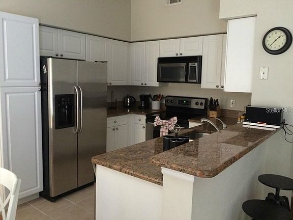 3rd image of 591 Campus St #591