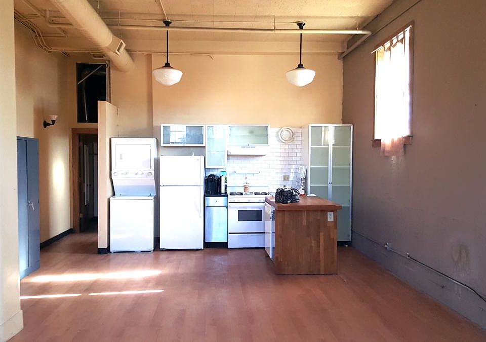 1st image of 1513 N Western Ave APT 304