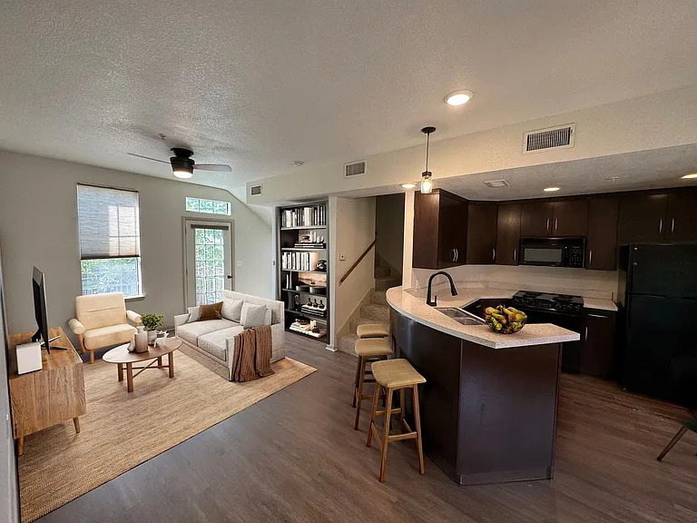 West End Lofts — Photo 14