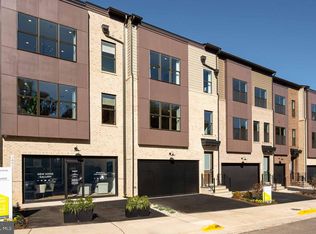 1624 Fellowship Sq, Reston, VA 20190