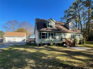 9090 Robins Neck Rd, Gloucester, VA 23061
