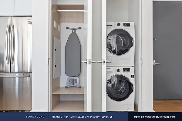 Rented by The Blueground | media 25