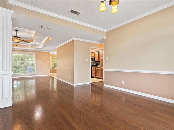 4th image of 1841 Woodland Hills Dr W