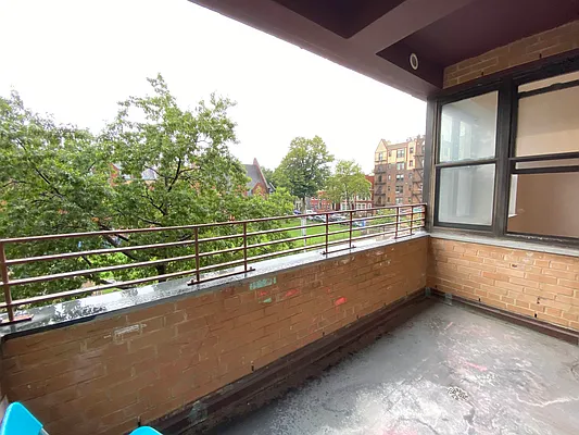 Rented by Lang Realty LLC | media 11