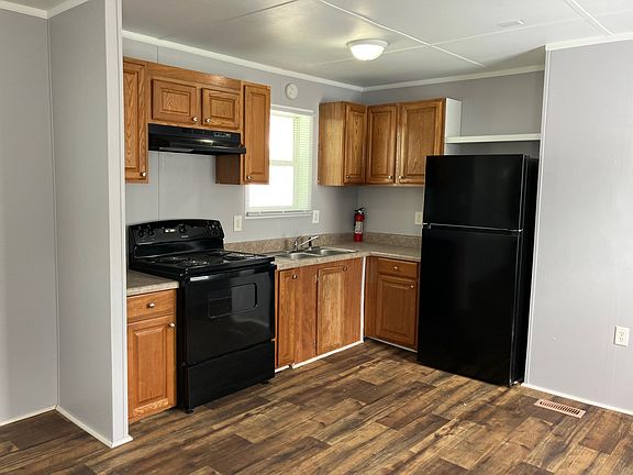 3rd image of 2700 N Washington St #168M