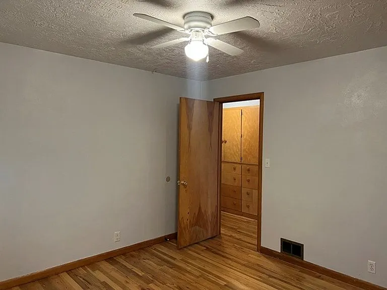 720 Orchard Heights Rd NW — Photo 24