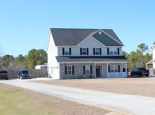 531 Aberdineshire Ct, Hubert, NC 28539
