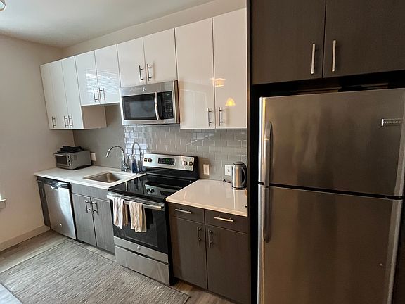 3rd image of 99 Tremont St #118