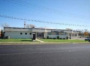 1015 State St, Lemont, IL 60439