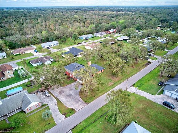 5th image of 312 Park Dr
