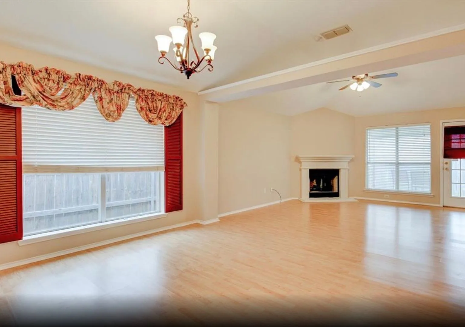 Welcome to 10221 Tustin Terrace! — Photo 4