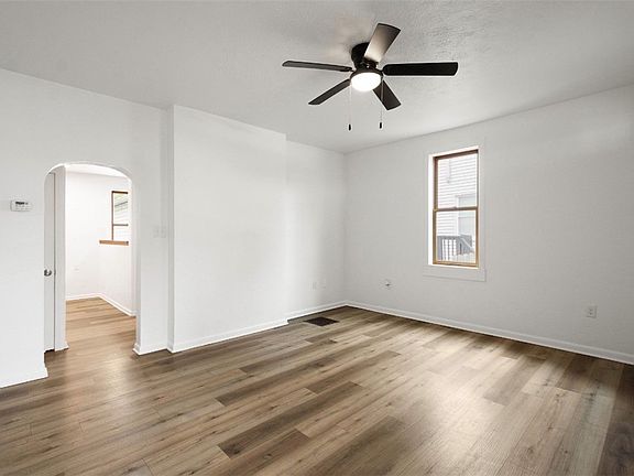 3rd image of 658 Dow Ave #33881