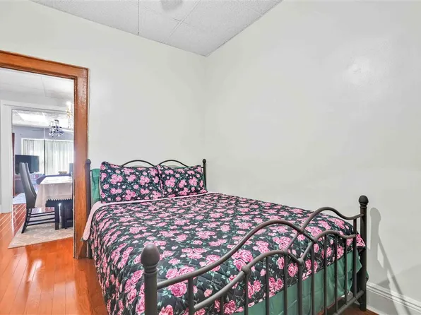 104-21 92nd Avenue image 18 of 61