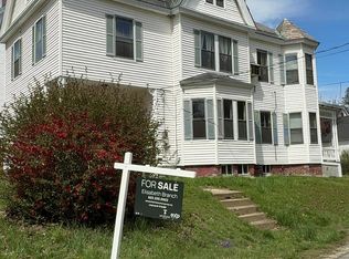 12 Prospect St, Hinsdale, NH 03451