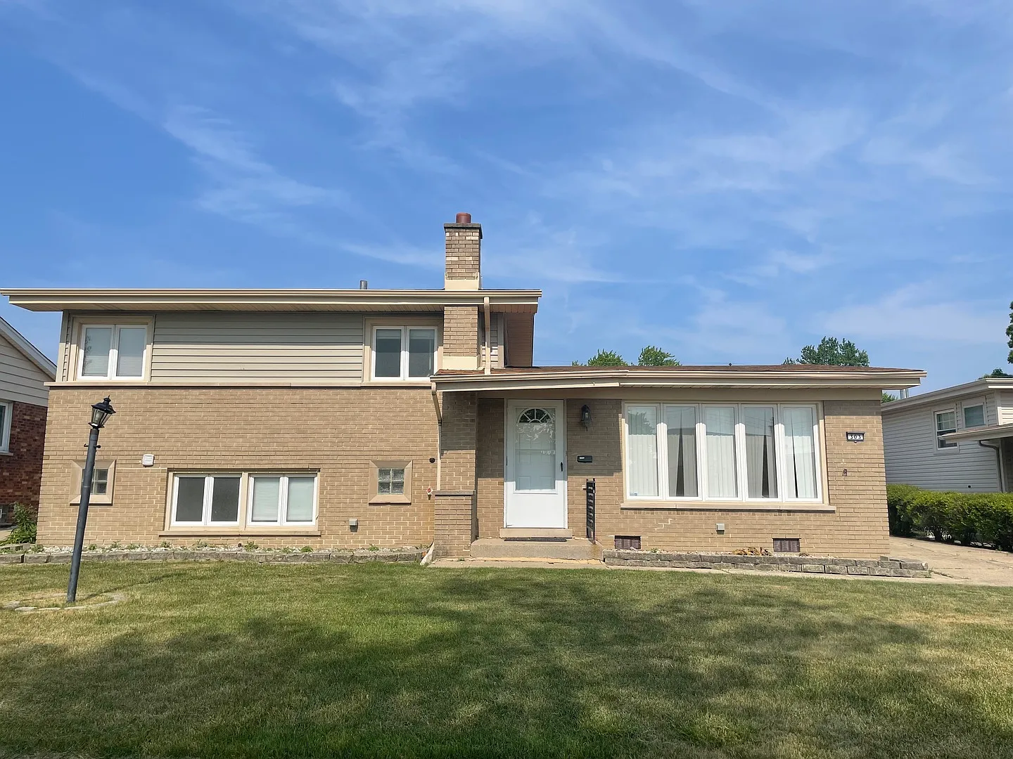 303 S Mayfair Pl photo 1