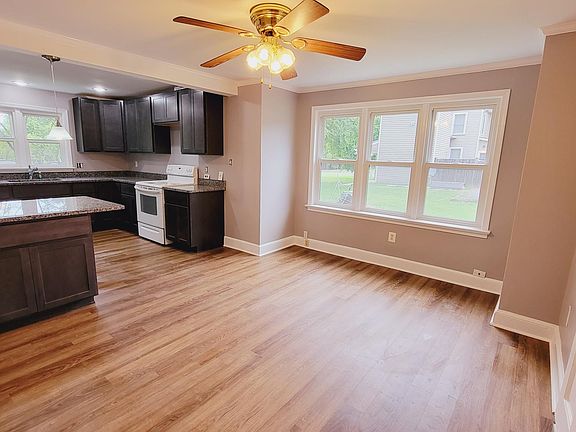 5th image of 11968 Hooker Ln