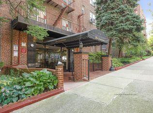 6730 Clyde St APT 6W, Flushing, NY