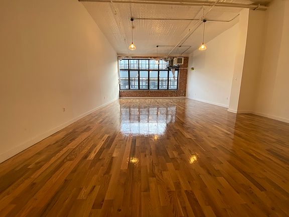 3rd image of 205 McKibbin St #410B