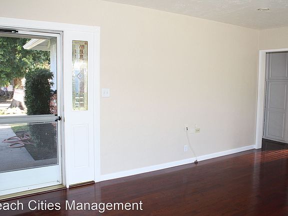 5th image of 3549 Josie Ave