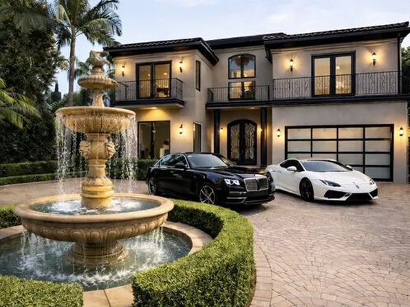 13359 Chandler Blvd, Van Nuys, CA 91401
