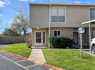 5005 Georgi Ln APT 204, Houston, TX 77092