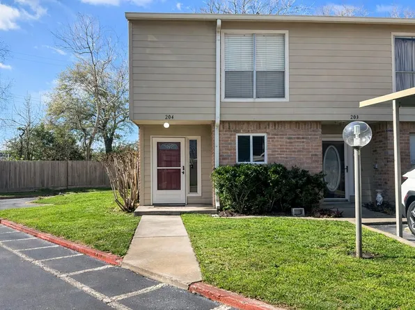 5005 Georgi Ln APT 204, Houston, TX 77092