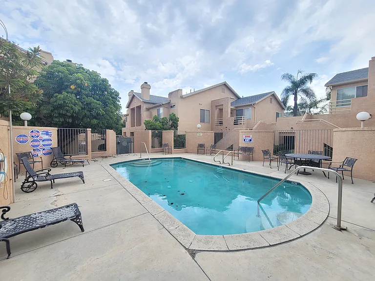 11076 Sharp Ave #C — Photo 41