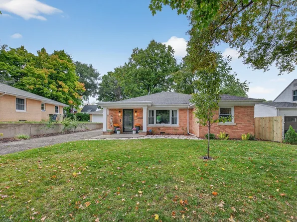 1345 E Victoria St, South Bend, IN 46614