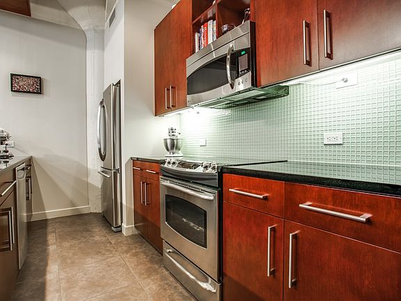 3rd image of 2600 W 7th St APT 1511