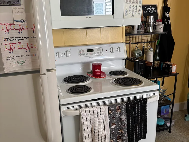 33-35 Elm St #1 — Photo 4