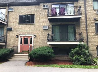 293 Pawtucket Blvd UNIT 12, Lowell, MA 01854