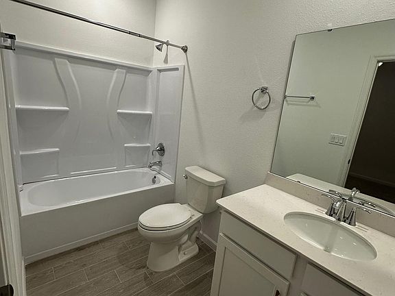 4th image of 1502 Lachlan Cir