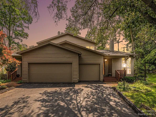 1912 Old Orchard Ct, Ann Arbor, MI 48103