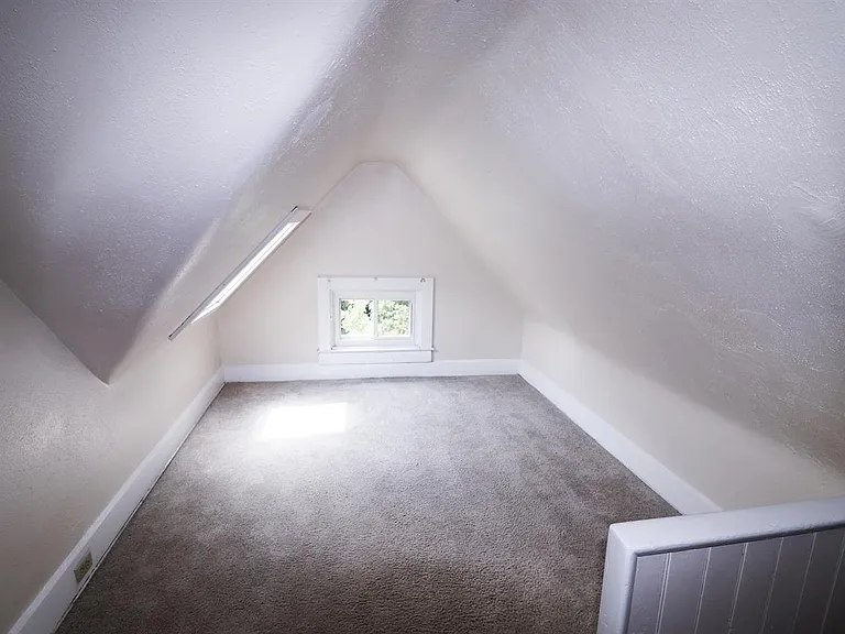2615 Eden Avenue — Photo 16