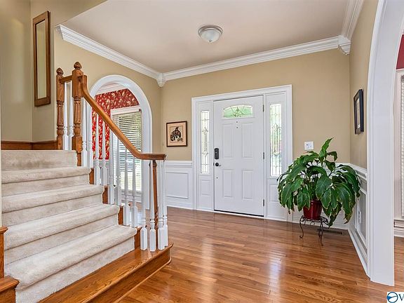 3rd image of 112 Long Creek Dr