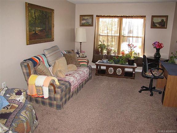 3rd image of 501 May Pink Dr