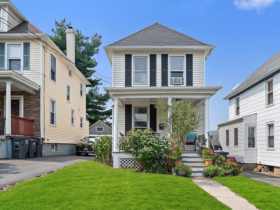 1st image of 17 Lincoln Avenue