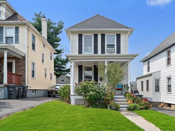 17 Lincoln Avenue, White Plains, NY 10606