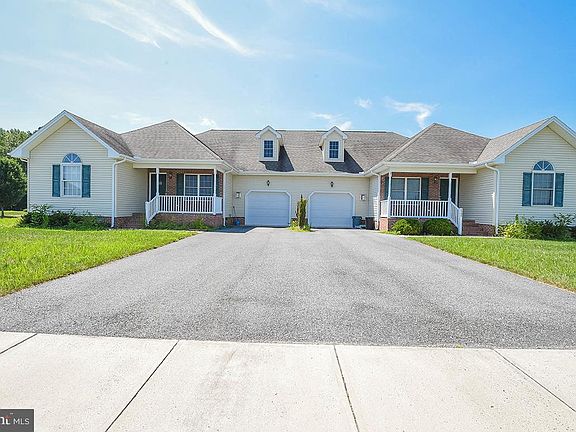 4th image of N Mill Dr