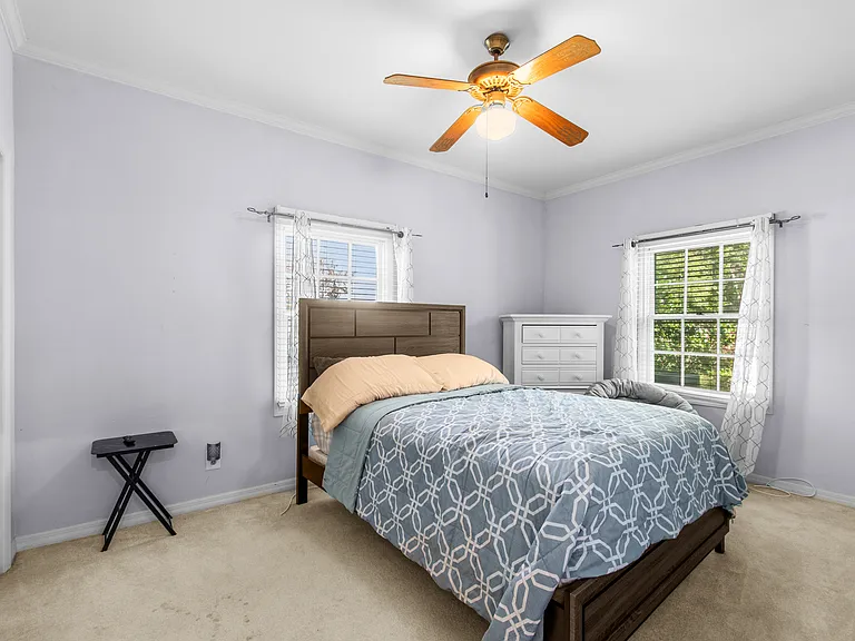 10002 Hunt Cliff Dr — Photo 31
