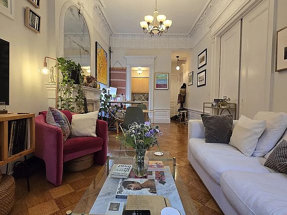 2nd image of 317 W 88th St APT 3